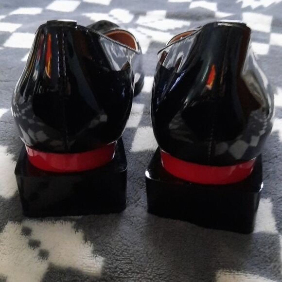 Rotcv Black Patent Leather Pointed Toe  Red & Black Unique Heel Shoe Size 6 - Picture 5 of 14